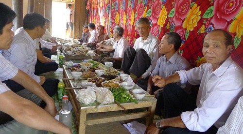 Церемония, посвященная сбору нового урожая риса народности Тхай - ảnh 2